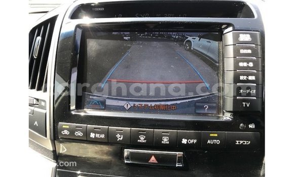 Ra Imported Toyota Land Cruiser funfun Ọkọ̀ in Import - Dubai ni Ashanti Ra Imported Toyota Land Cruiser funfun Ọkọ̀ in Import - Dubai ni Ashanti