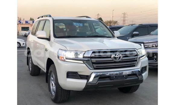 Buy Import Toyota Land Cruiser White Car in Import - Dubai in Ashanti Buy Import Toyota Land Cruiser White Car in Import - Dubai in Ashanti