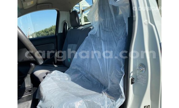 Buy Import Mitsubishi L200 White Car in Import - Dubai in Ashanti Buy Import Mitsubishi L200 White Car in Import - Dubai in Ashanti