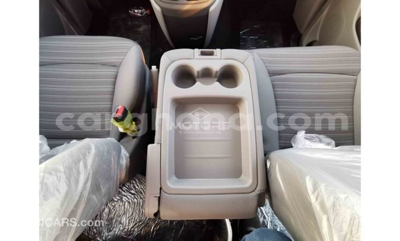 Sayi Imported Hyundai Accent White Mota in Import - Dubai a Ashanti Sayi Imported Hyundai Accent White Mota in Import - Dubai a Ashanti