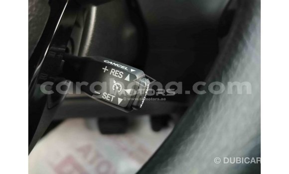 Ra Imported Toyota Hilux funfun Ọkọ̀ in Import - Dubai ni Ashanti Ra Imported Toyota Hilux funfun Ọkọ̀ in Import - Dubai ni Ashanti