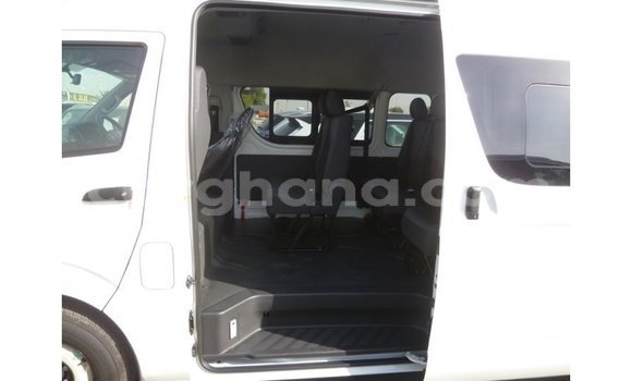 Ra Imported Toyota Hiace funfun Ọkọ̀ in Import - Dubai ni Ashanti Ra Imported Toyota Hiace funfun Ọkọ̀ in Import - Dubai ni Ashanti