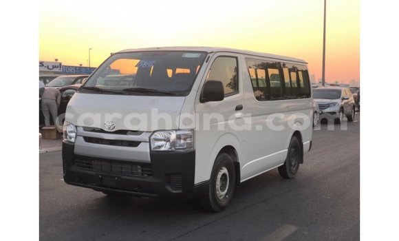 Sayi Imported Toyota Hiace White Mota in Import - Dubai a Ashanti Sayi Imported Toyota Hiace White Mota in Import - Dubai a Ashanti