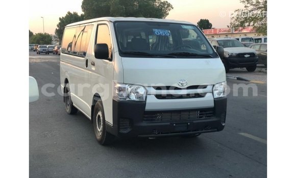 Sayi Imported Toyota Hiace White Mota in Import - Dubai a Ashanti Sayi Imported Toyota Hiace White Mota in Import - Dubai a Ashanti