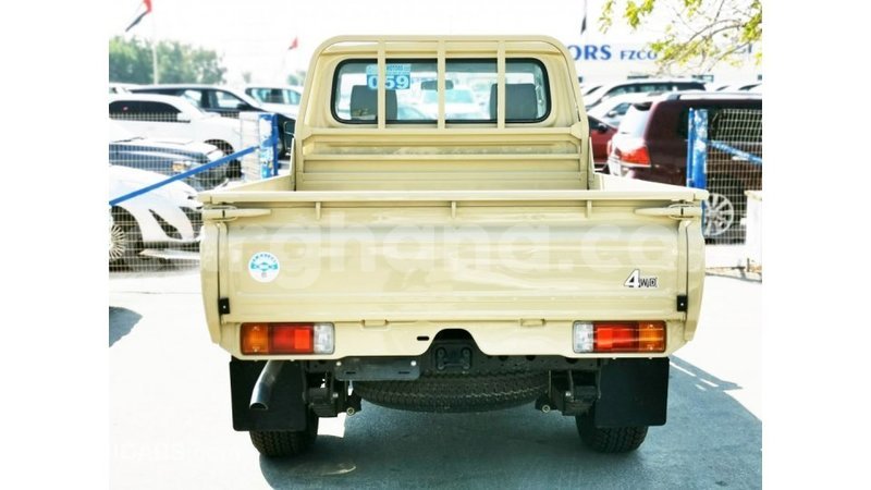 Big with watermark toyota land cruiser ashanti import dubai 13188