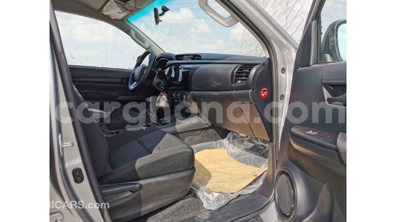 Big with watermark toyota hilux ashanti import dubai 13196