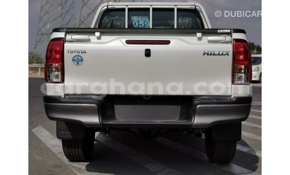 Ra Imported Toyota Hilux funfun Ọkọ̀ in Import - Dubai ni Ashanti Ra Imported Toyota Hilux funfun Ọkọ̀ in Import - Dubai ni Ashanti