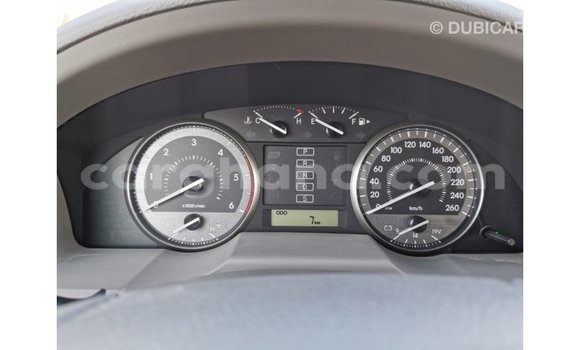 Ra Imported Toyota Land Cruiser funfun Ọkọ̀ in Import - Dubai ni Ashanti Ra Imported Toyota Land Cruiser funfun Ọkọ̀ in Import - Dubai ni Ashanti