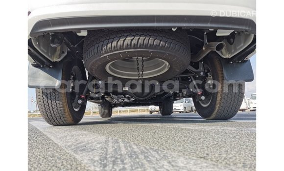 Ra Imported Toyota Fortuner funfun Ọkọ̀ in Import - Dubai ni Ashanti Ra Imported Toyota Fortuner funfun Ọkọ̀ in Import - Dubai ni Ashanti