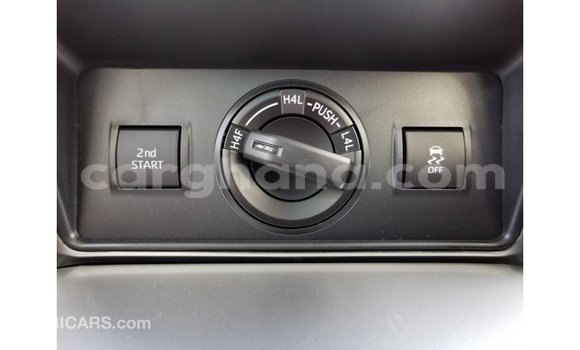 Sayi Imported Toyota Prado White Mota in Import - Dubai a Ashanti Sayi Imported Toyota Prado White Mota in Import - Dubai a Ashanti