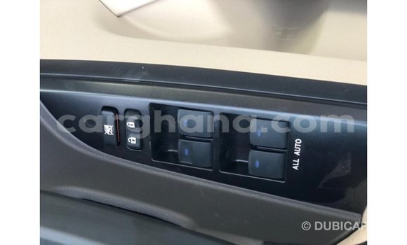 Buy Import Toyota Land Cruiser White Car in Import - Dubai in Ashanti Buy Import Toyota Land Cruiser White Car in Import - Dubai in Ashanti