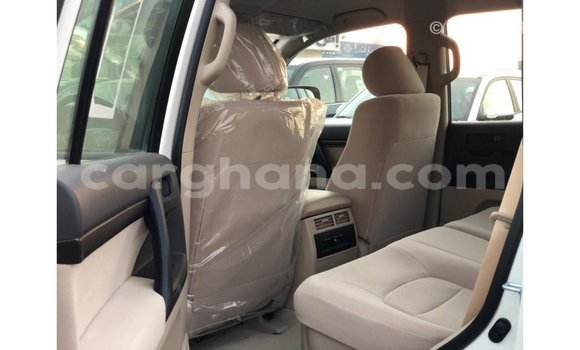 Buy Import Toyota Land Cruiser White Car in Import - Dubai in Ashanti Buy Import Toyota Land Cruiser White Car in Import - Dubai in Ashanti