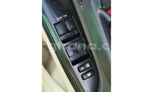 Buy Import Toyota Land Cruiser White Car in Import - Dubai in Ashanti Buy Import Toyota Land Cruiser White Car in Import - Dubai in Ashanti