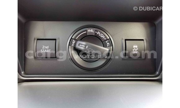 Sayi Imported Toyota Prado White Mota in Import - Dubai a Ashanti Sayi Imported Toyota Prado White Mota in Import - Dubai a Ashanti