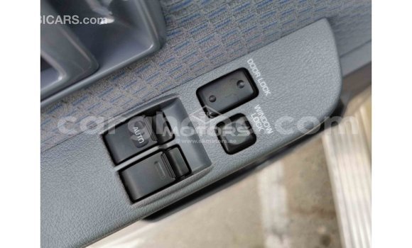 Buy Import Toyota Land Cruiser Beige Car in Import - Dubai in Ashanti Buy Import Toyota Land Cruiser Beige Car in Import - Dubai in Ashanti