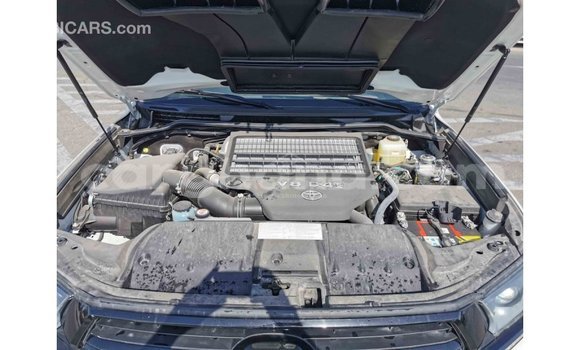 Ra Imported Toyota Land Cruiser funfun Ọkọ̀ in Import - Dubai ni Ashanti Ra Imported Toyota Land Cruiser funfun Ọkọ̀ in Import - Dubai ni Ashanti