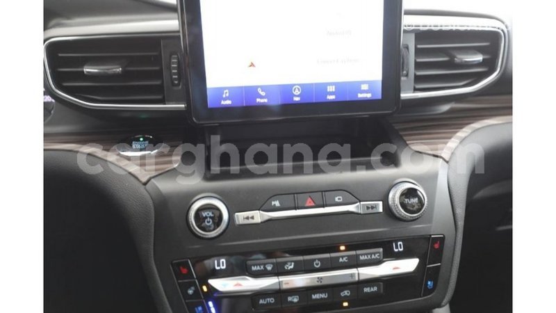 Big with watermark ford explorer ashanti import dubai 13279