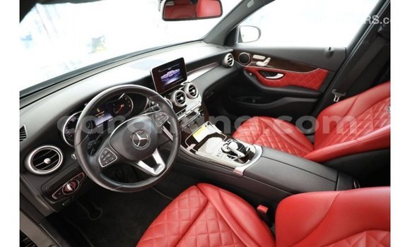 Buy Import Mercedes‒Benz 1213 Black Truck in Import - Dubai in Ashanti Buy Import Mercedes‒Benz 1213 Black Truck in Import - Dubai in Ashanti