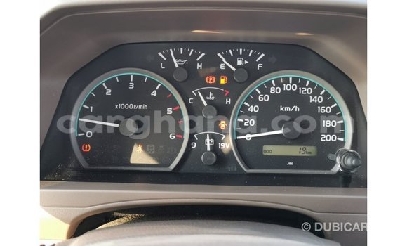 Sayi Imported Toyota Land Cruiser White Mota in Import - Dubai a Ashanti Sayi Imported Toyota Land Cruiser White Mota in Import - Dubai a Ashanti
