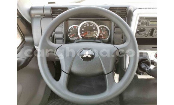 Buy Import Mitsubishi Carisma White Car in Import - Dubai in Ashanti Buy Import Mitsubishi Carisma White Car in Import - Dubai in Ashanti
