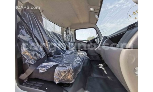 Buy Import Mitsubishi Carisma White Car in Import - Dubai in Ashanti Buy Import Mitsubishi Carisma White Car in Import - Dubai in Ashanti