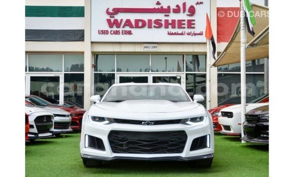Sayi Imported Chevrolet Camaro White Mota in Import - Dubai a Ashanti Sayi Imported Chevrolet Camaro White Mota in Import - Dubai a Ashanti