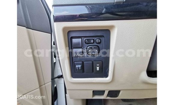 Sayi Imported Toyota Prado White Mota in Import - Dubai a Ashanti Sayi Imported Toyota Prado White Mota in Import - Dubai a Ashanti
