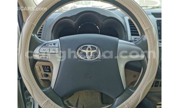 Ra Imported Toyota Fortuner funfun Ọkọ̀ in Import - Dubai ni Ashanti Ra Imported Toyota Fortuner funfun Ọkọ̀ in Import - Dubai ni Ashanti