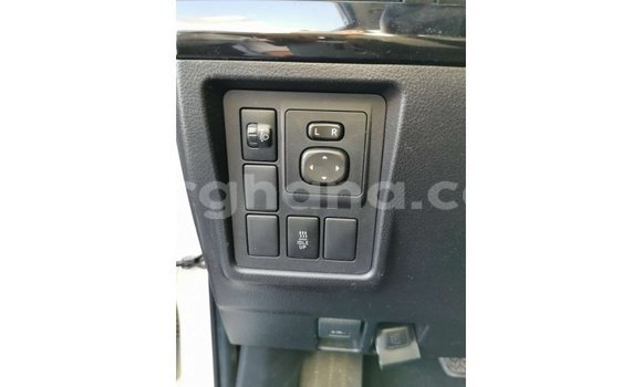 Ra Imported Toyota Prado funfun Ọkọ̀ in Import - Dubai ni Ashanti Ra Imported Toyota Prado funfun Ọkọ̀ in Import - Dubai ni Ashanti