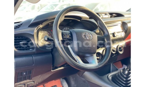 Ra Imported Toyota Hilux funfun Ọkọ̀ in Import - Dubai ni Ashanti Ra Imported Toyota Hilux funfun Ọkọ̀ in Import - Dubai ni Ashanti
