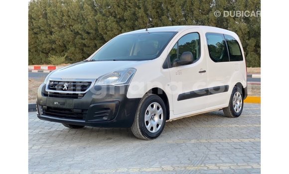 Ra Imported Peugeot Partner funfun Ọkọ̀ in Import - Dubai ni Ashanti Ra Imported Peugeot Partner funfun Ọkọ̀ in Import - Dubai ni Ashanti