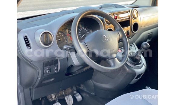 Ra Imported Peugeot Partner funfun Ọkọ̀ in Import - Dubai ni Ashanti Ra Imported Peugeot Partner funfun Ọkọ̀ in Import - Dubai ni Ashanti