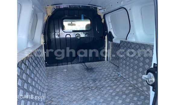 Ra Imported Renault 6 funfun Ọkọ̀ in Import - Dubai ni Ashanti Ra Imported Renault 6 funfun Ọkọ̀ in Import - Dubai ni Ashanti