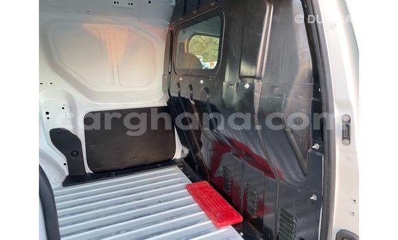 Ra Imported Renault 18 funfun Ọkọ̀ in Import - Dubai ni Ashanti Ra Imported Renault 18 funfun Ọkọ̀ in Import - Dubai ni Ashanti