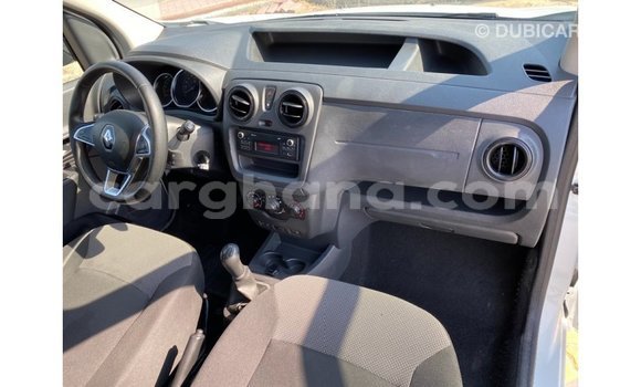 Buy Import Renault 18 White Car in Import - Dubai in Ashanti Buy Import Renault 18 White Car in Import - Dubai in Ashanti