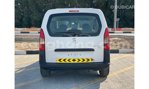 Ra Imported Peugeot Partner funfun Ọkọ̀ in Import - Dubai ni Ashanti Ra Imported Peugeot Partner funfun Ọkọ̀ in Import - Dubai ni Ashanti