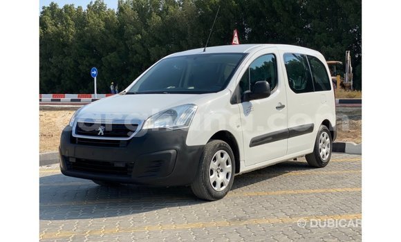 Ra Imported Peugeot Partner funfun Ọkọ̀ in Import - Dubai ni Ashanti Ra Imported Peugeot Partner funfun Ọkọ̀ in Import - Dubai ni Ashanti