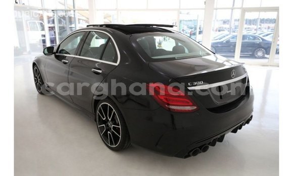 Buy Import Mercedes‒Benz 1213 Black Truck in Import - Dubai in Ashanti Buy Import Mercedes‒Benz 1213 Black Truck in Import - Dubai in Ashanti