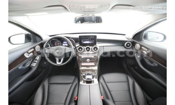 Buy Import Mercedes‒Benz 1213 Black Truck in Import - Dubai in Ashanti Buy Import Mercedes‒Benz 1213 Black Truck in Import - Dubai in Ashanti