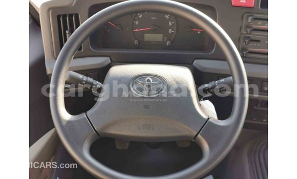 Buy Import Toyota Coaster White Car in Import - Dubai in Ashanti Buy Import Toyota Coaster White Car in Import - Dubai in Ashanti