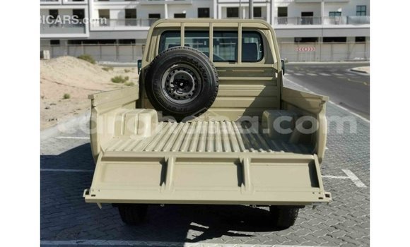 Buy Import Toyota Land Cruiser Beige Car in Import - Dubai in Ashanti Buy Import Toyota Land Cruiser Beige Car in Import - Dubai in Ashanti