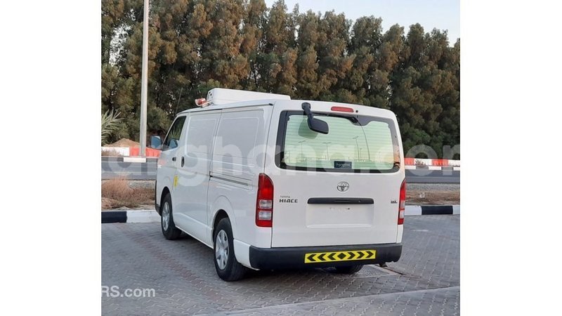 Big with watermark toyota hiace ashanti import dubai 13415