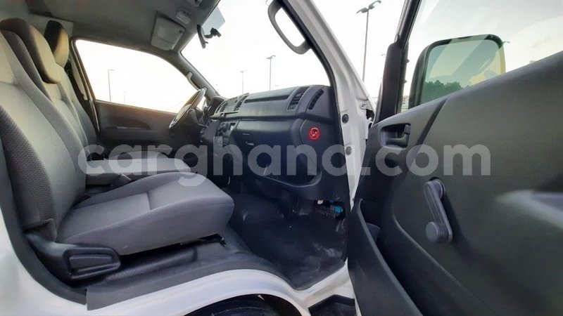 Big with watermark toyota hiace ashanti import dubai 13415