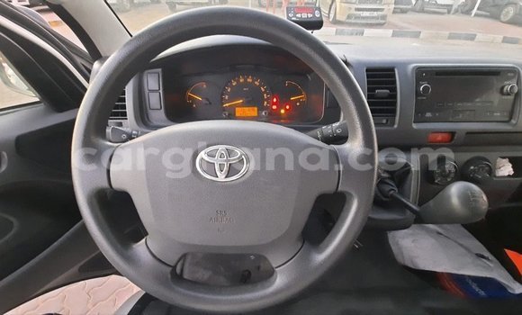 Buy Import Toyota Hiace White Car in Import - Dubai in Ashanti Buy Import Toyota Hiace White Car in Import - Dubai in Ashanti