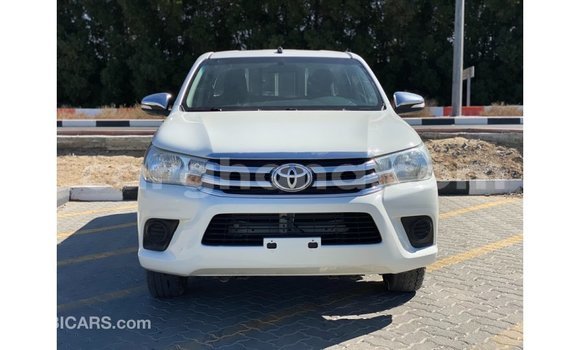 Buy Import Toyota Hilux White Car in Import - Dubai in Ashanti Buy Import Toyota Hilux White Car in Import - Dubai in Ashanti