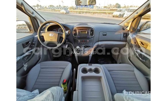 Buy Import Hyundai Accent White Car in Import - Dubai in Ashanti Buy Import Hyundai Accent White Car in Import - Dubai in Ashanti
