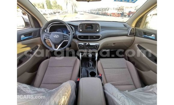 Buy Import Hyundai Tucson White Car in Import - Dubai in Ashanti Buy Import Hyundai Tucson White Car in Import - Dubai in Ashanti