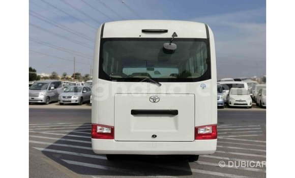 Sayi Imported Toyota Coaster White Mota in Import - Dubai a Ashanti Sayi Imported Toyota Coaster White Mota in Import - Dubai a Ashanti