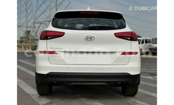 Ra Imported Hyundai Tucson funfun Ọkọ̀ in Import - Dubai ni Ashanti Ra Imported Hyundai Tucson funfun Ọkọ̀ in Import - Dubai ni Ashanti
