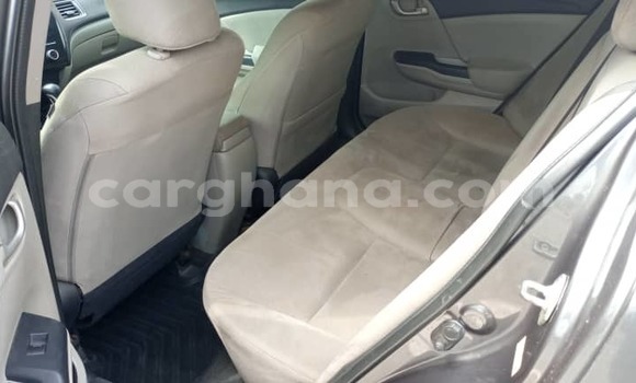 Sayi Na hannu Honda Civic Azurfa Mota in Accra a Greater Accra Sayi Na hannu Honda Civic Azurfa Mota in Accra a Greater Accra